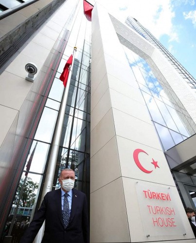 Cumhurbaşkanı Recep Tayyip Erdoğan, New York&rsquo;ta Yeni T&uuml;rkevi Binası&rsquo;nın a&ccedil;ılış t&ouml;renine katıldı