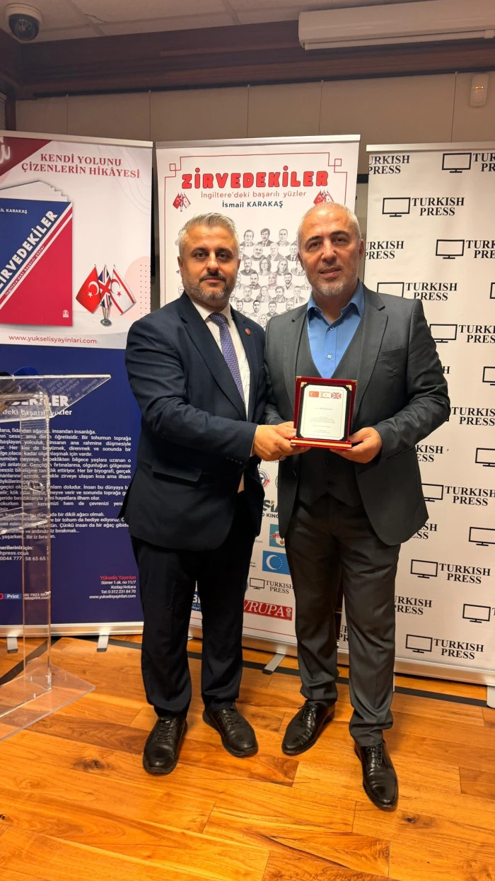 Londra'da " Zirvedekiler" kitabı lansmanı muhteşem bir katılım ile ger&ccedil;ekleştirildi