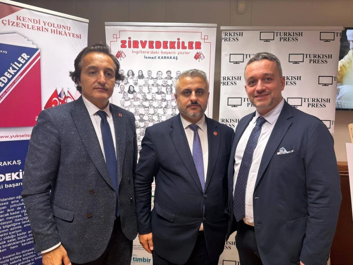 Londra'da " Zirvedekiler" kitabı lansmanı muhteşem bir katılım ile ger&ccedil;ekleştirildi