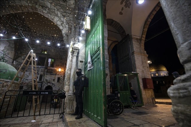 Kud&uuml;s&rsquo;&uuml;n eski şehir b&ouml;lgesi ramazan ayı i&ccedil;in s&uuml;slendi