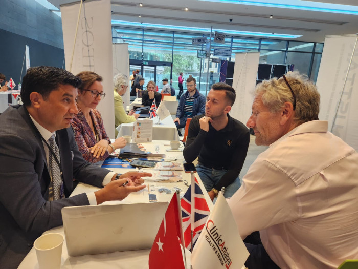 Londra'da Sağlık Turizmi Semineri D&uuml;zenlendi