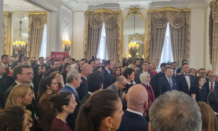 T&uuml;rkiye Cumhuriyeti'nin 102. Yılı Londra'da Coşkuyla Kutlandı