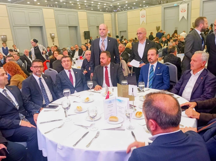 T&uuml;rk D&uuml;nyası Başarı ve Onur &Ouml;d&uuml;lleri İstanbul&rsquo;da G&ouml;rkemli Bir T&ouml;renle Sahiplerini Buldu