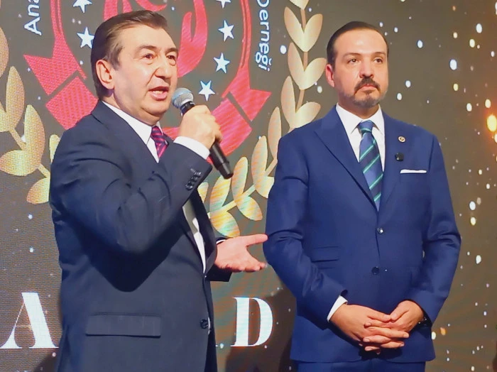 T&uuml;rk D&uuml;nyası Başarı ve Onur &Ouml;d&uuml;lleri İstanbul&rsquo;da G&ouml;rkemli Bir T&ouml;renle Sahiplerini Buldu