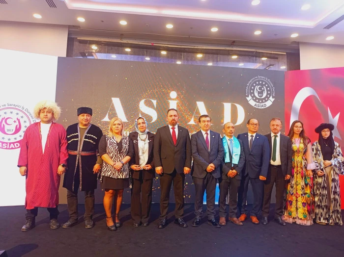 T&uuml;rk D&uuml;nyası Başarı ve Onur &Ouml;d&uuml;lleri İstanbul&rsquo;da G&ouml;rkemli Bir T&ouml;renle Sahiplerini Buldu