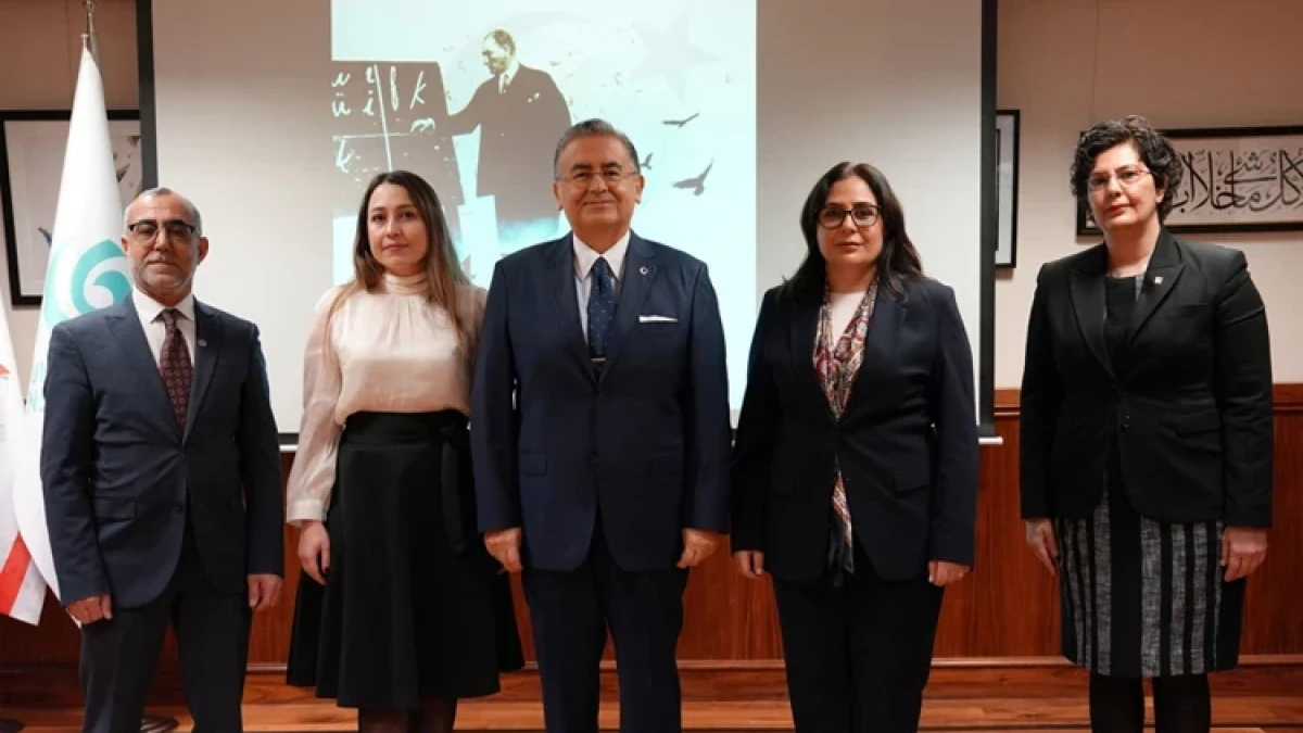 24 Kasım &Ouml;ğretmenler G&uuml;n&uuml; Londra&rsquo;da coşkuyla kutlandı