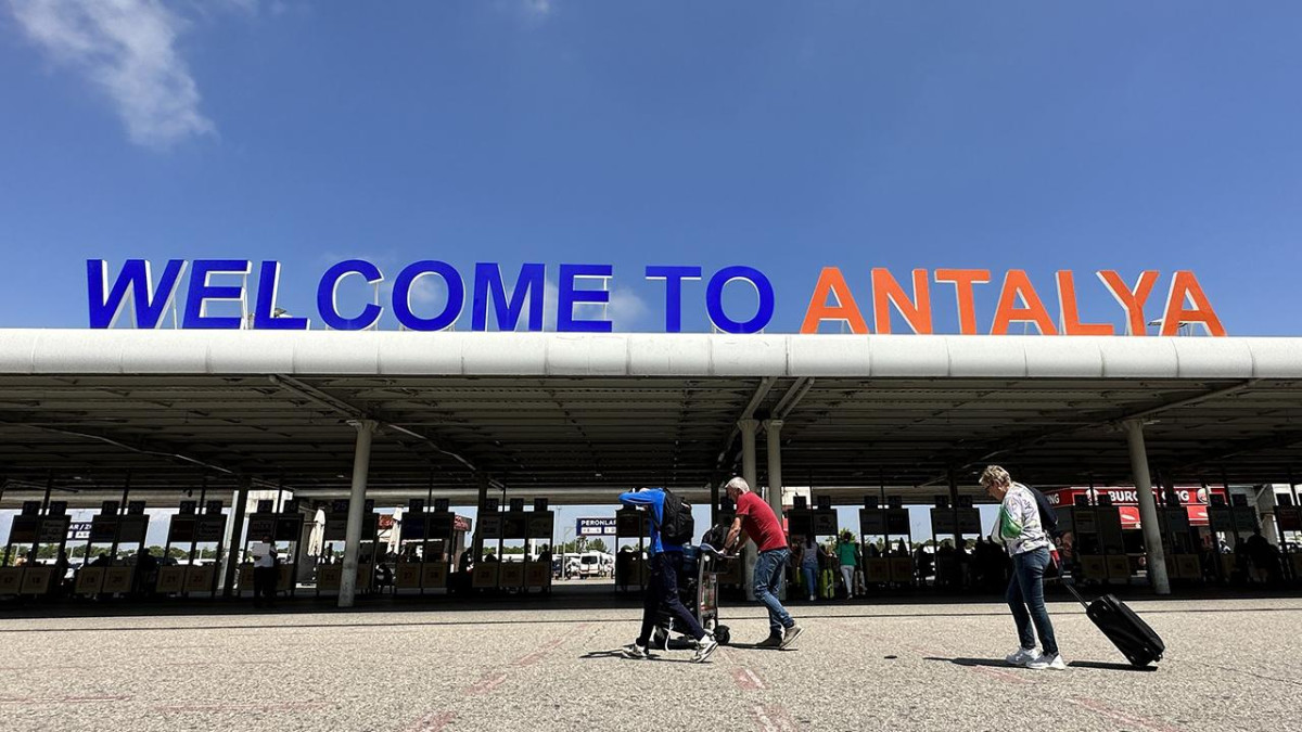 Antalya yeni yıla da hareketli girecek                     