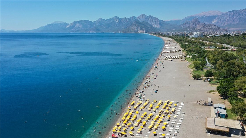 Antalya'da hedeflenen turist sayısının aşılması bekleniyor