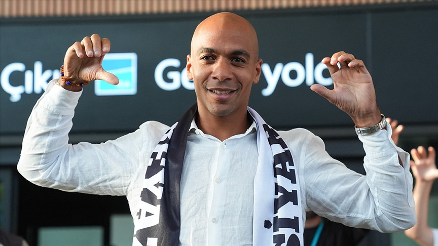 Beşiktaş'ın yeni transferi Joao Mario, ilk antrenmanına çıktı