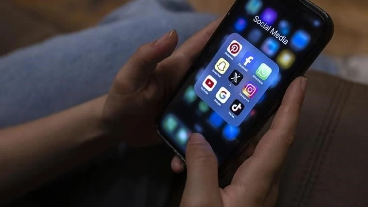 &Ccedil;ocukların Sosyal Medya Kullanımı İ&ccedil;in Yeni D&uuml;zenleme Yolda