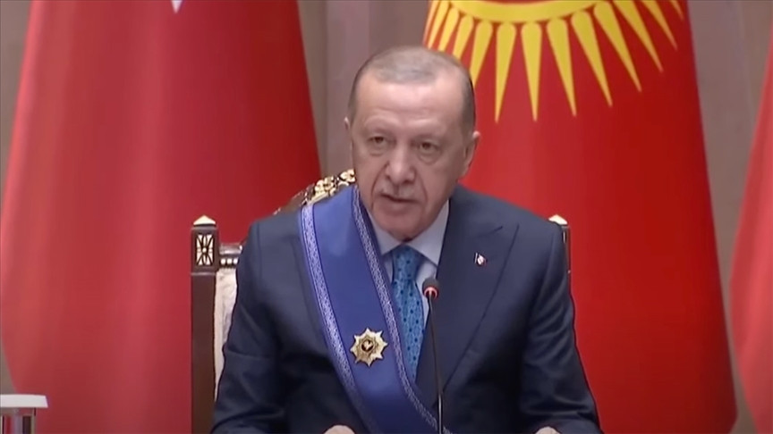 Cumhurbaşkanı Erdoğan Kırgızistan'da          