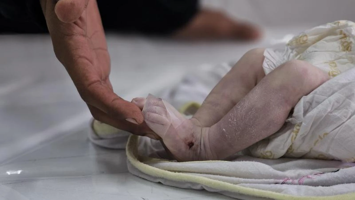 Gazze'de şiddetli soğuk nedeniyle bir aylık bebek hayatını kaybetti