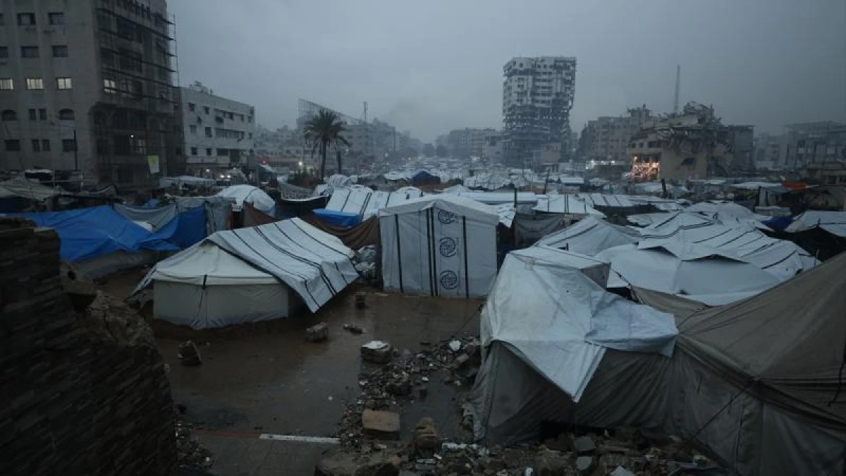 Gazze'de soğuk havalar halkın yaşadığı "kırılgan şartları" ortaya &ccedil;ıkardı