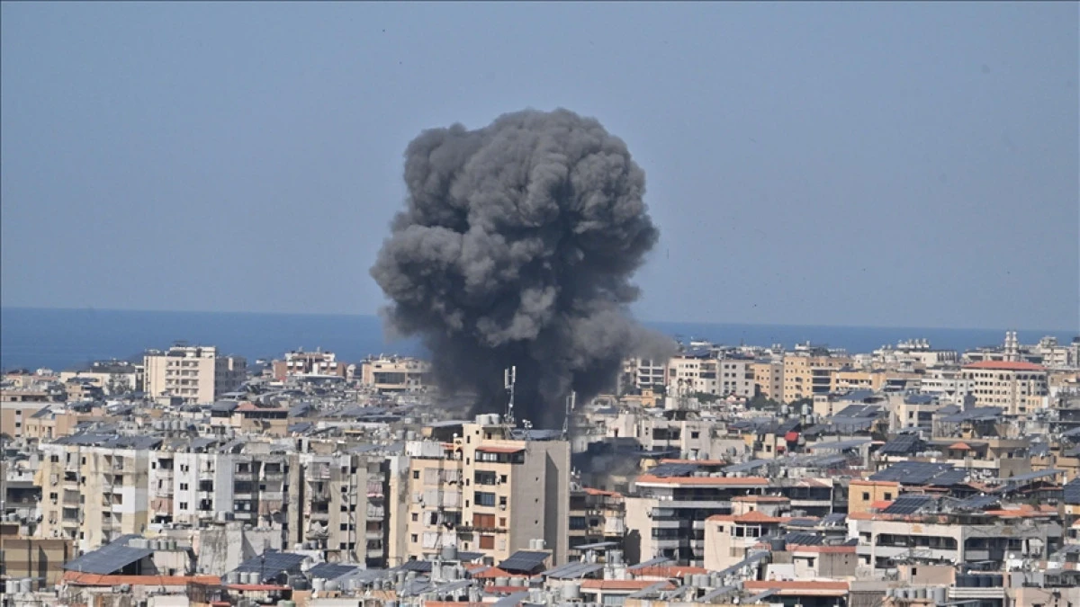 Israeli army begins new strikes on Beirut