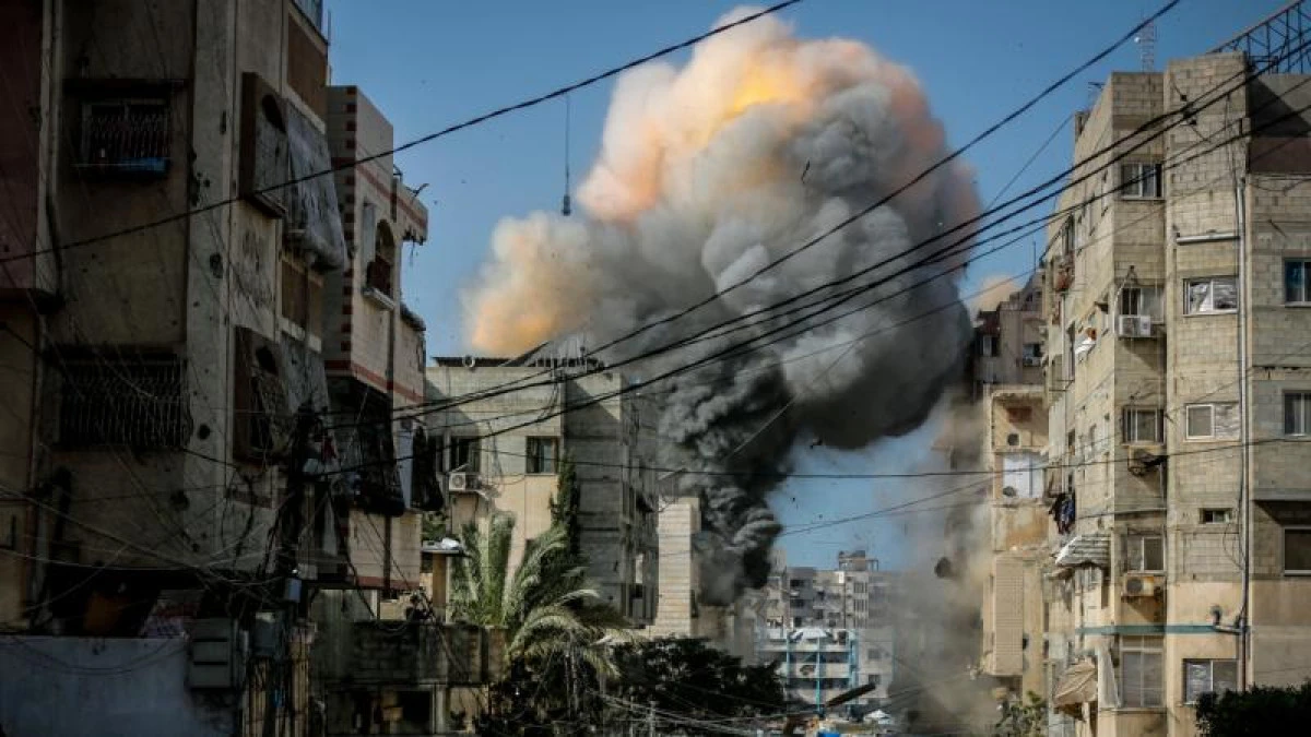 İsrail, ateşkese rağmen Gazze&rsquo;ye y&ouml;nelik saldırılarını s&uuml;rd&uuml;r&uuml;yor