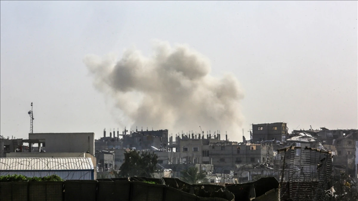 İsrail, Gazze'ye saldırmaya devam ediyor           