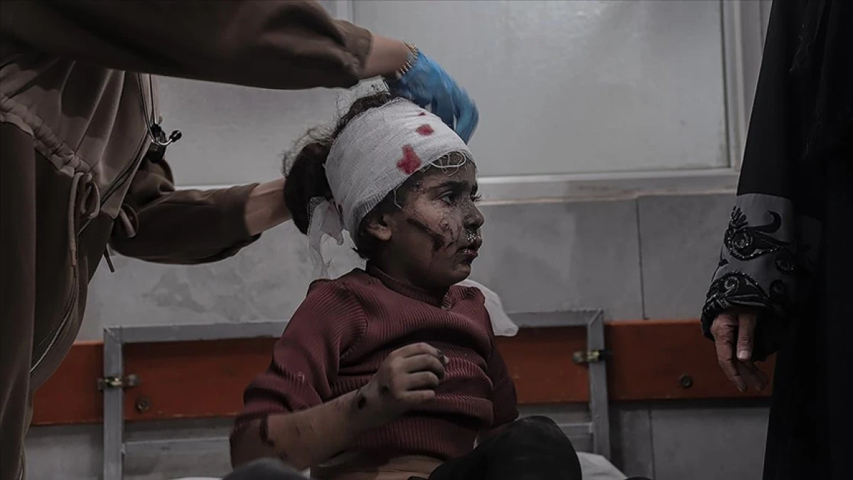 İsrail ordusu ateşkese rağmen Gazze&rsquo;ye şiddetli hava saldırıları d&uuml;zenledi