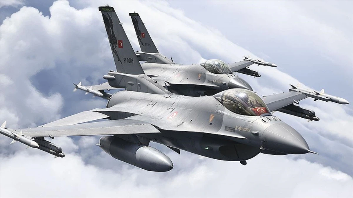 KKTC&rsquo;ye F-16 ve Hava Savunma Sistemleri Konuşlandırıldı