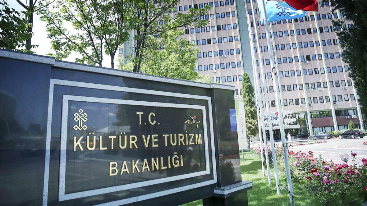 Kültür ve Turizm Bakanlığı 175 sözleşmeli sanatçı alacak