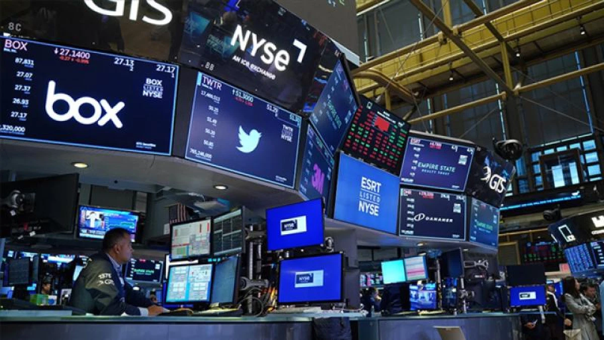 K&uuml;resel piyasalar haftaya satış ağırlıklı başladı