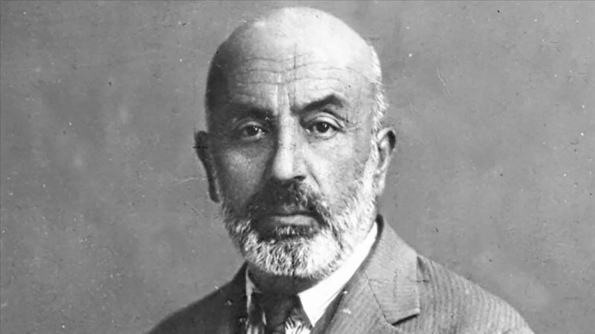 Milli Şair Mehmet Akif Ersoy: Hayatı, Eserleri ve M&uuml;cadelesi  