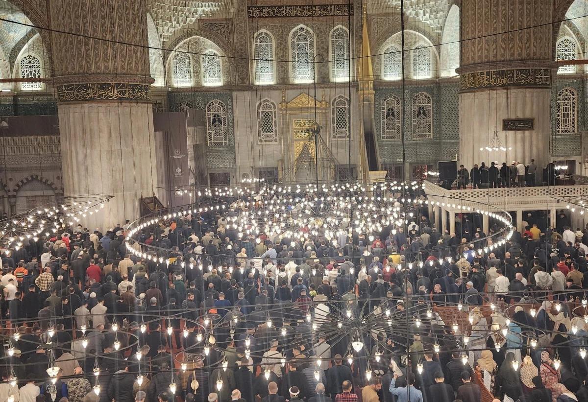 Regaib Kandili 25 Aralık Perşembe Akşamı İdrak Edilecek