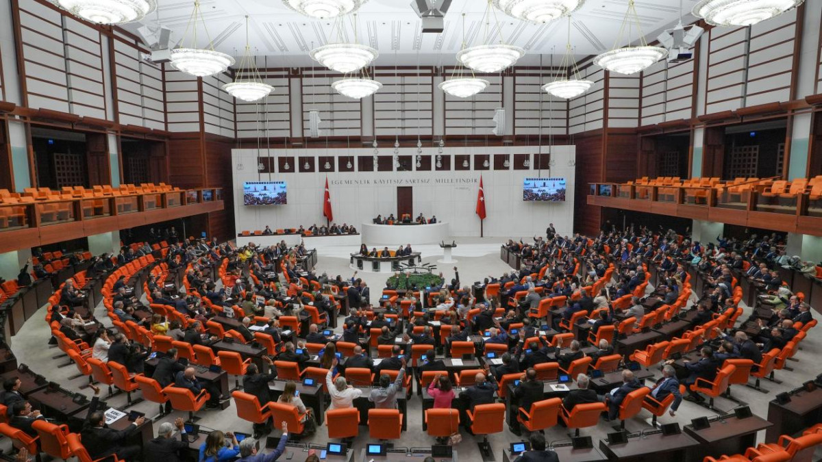 TBMM yoğun mesaisini yeni haftada da sürdürecek