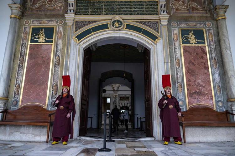 Topkapı Sarayı'nda jandarmalar 