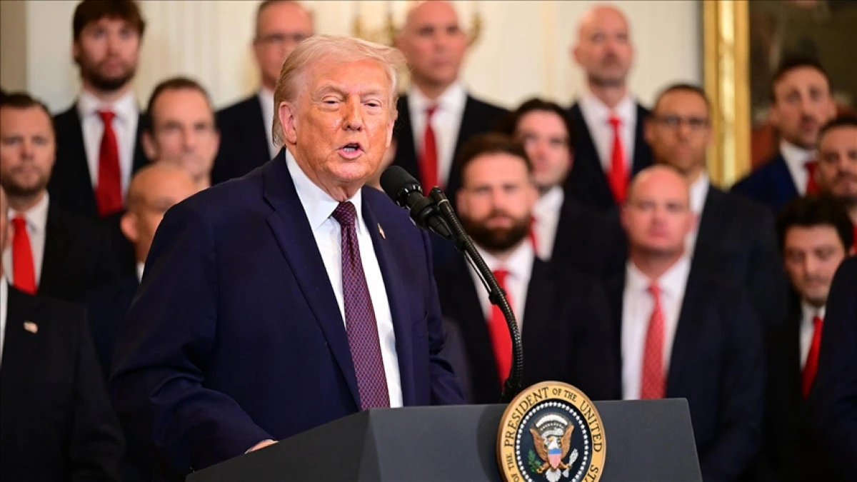 Trump, İngiltere'nin Diego Garcia Adası'nı devretme adımını "aptallık" ve "zayıflık" olarak niteledi