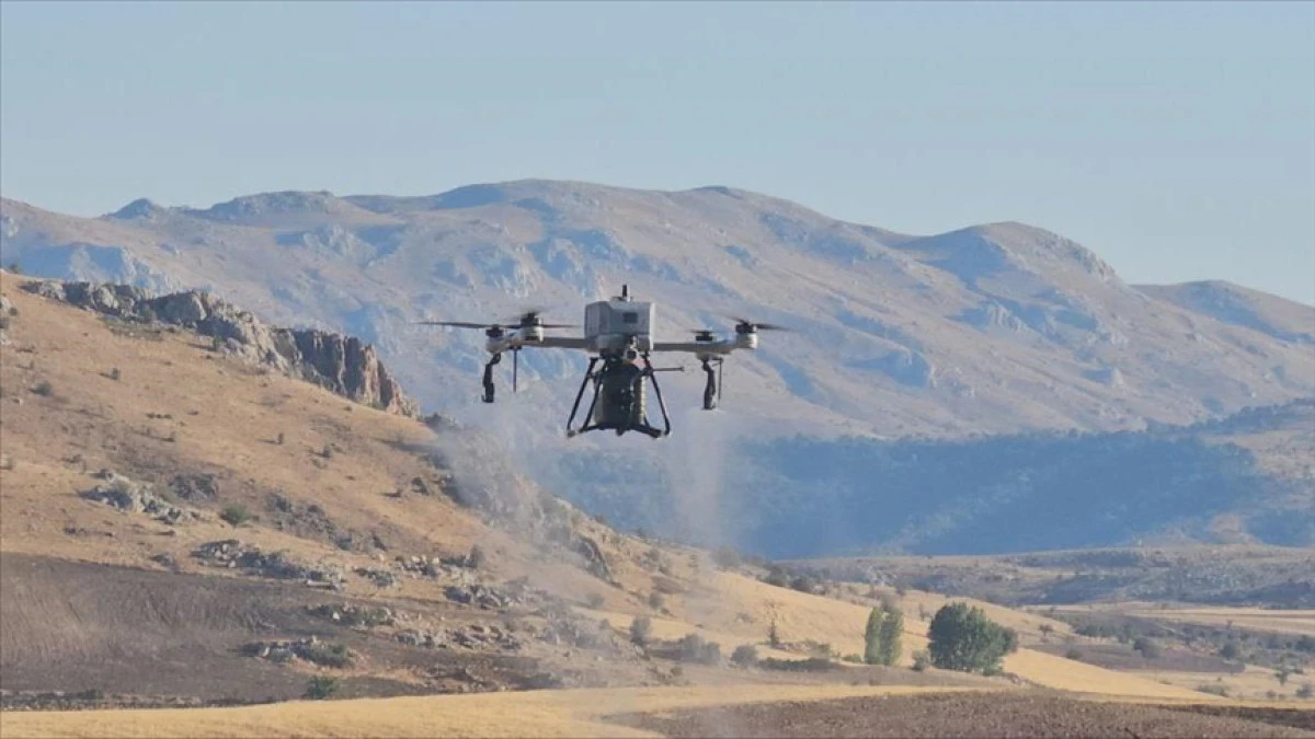 T&uuml;rkiye dronla tehditlere m&uuml;dahalede ilke imza attı