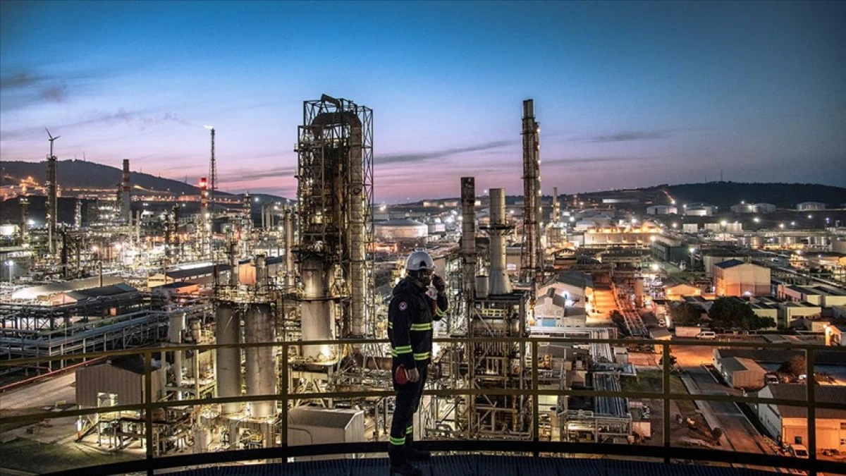 T&uuml;rkiye zorunlu petrol stoklarını piyasaya a&ccedil;ıyor